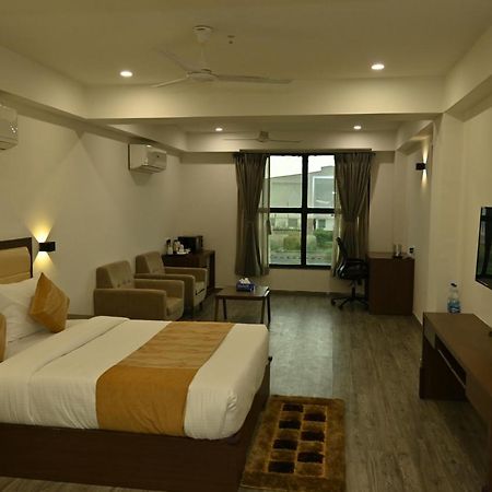 The Orange Zest Hotel Vithalpur Luaran gambar