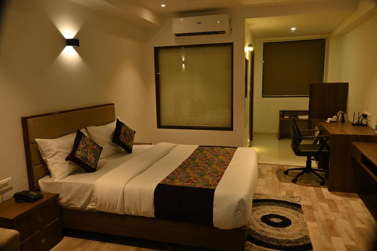 The Orange Zest Hotel Vithalpur Luaran gambar