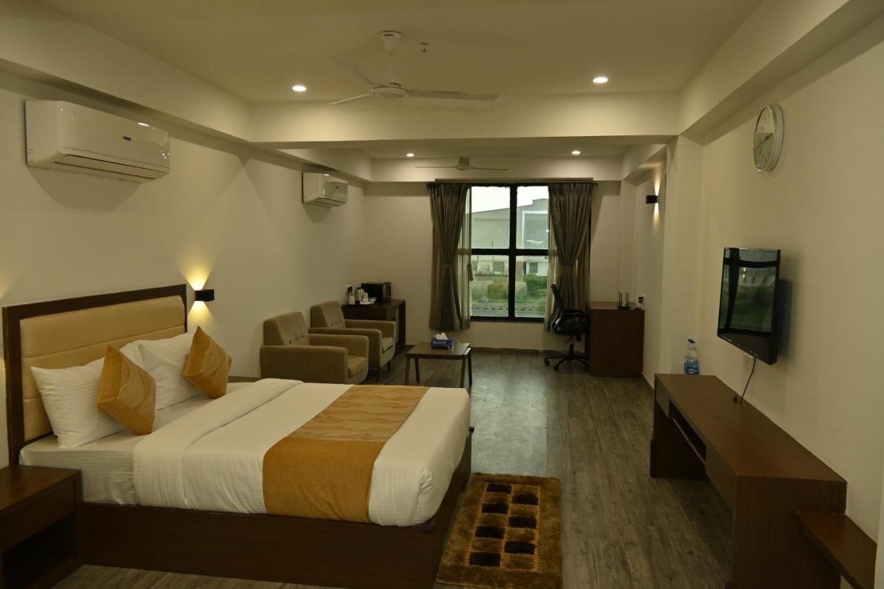 The Orange Zest Hotel Vithalpur Luaran gambar