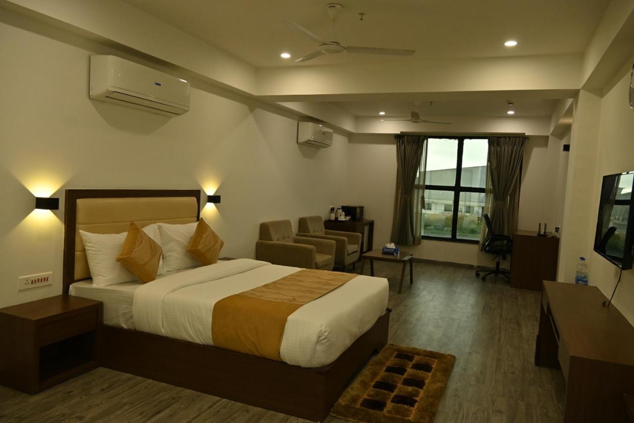 The Orange Zest Hotel Vithalpur Luaran gambar